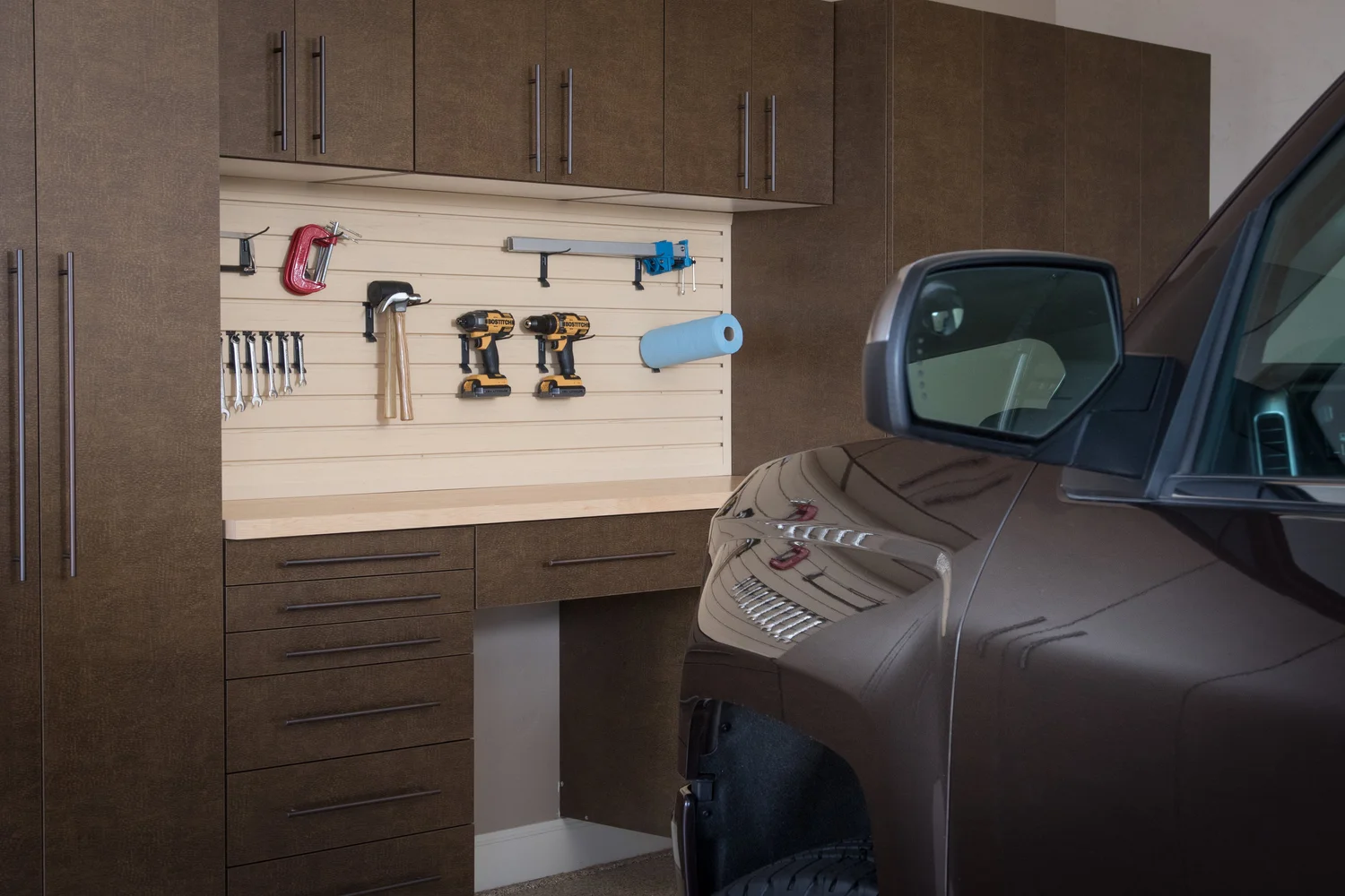 bronze-cabinets-1-signatureseries