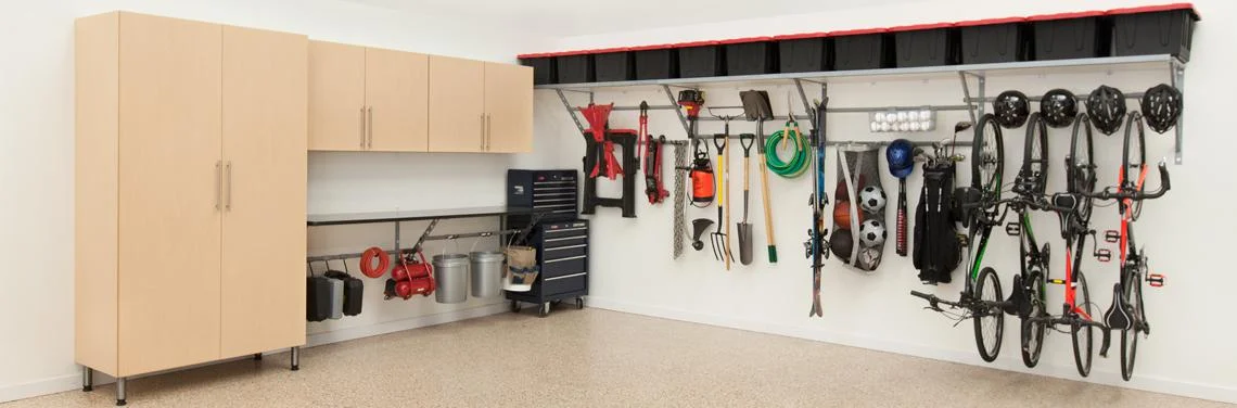 cabinets_w_workbench_0