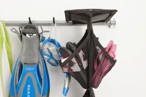 water-toys-hooks-bag